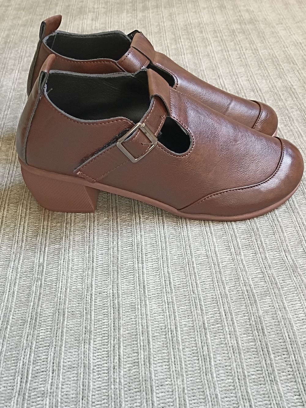 Retro Brown T-Strap Mary Jane Pumps Chunky Low Heel Shoes Size 8 US